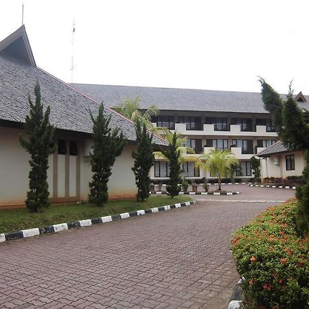 Town House Bukit Damai Indah Hotell Balikpapan  Exteriör bild