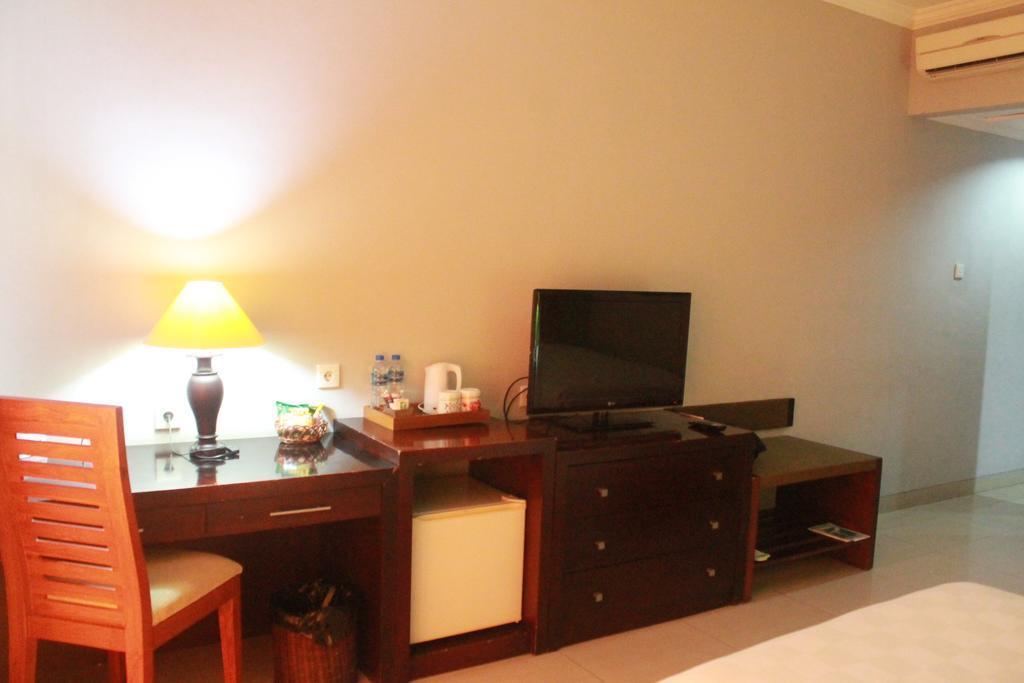 Town House Bukit Damai Indah Hotell Balikpapan  Exteriör bild